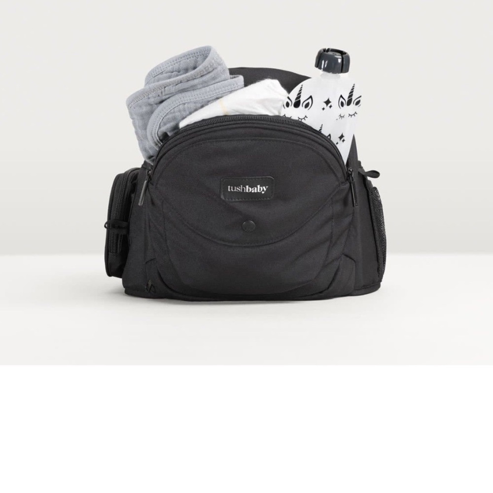 TushBaby Hip Carrier- black